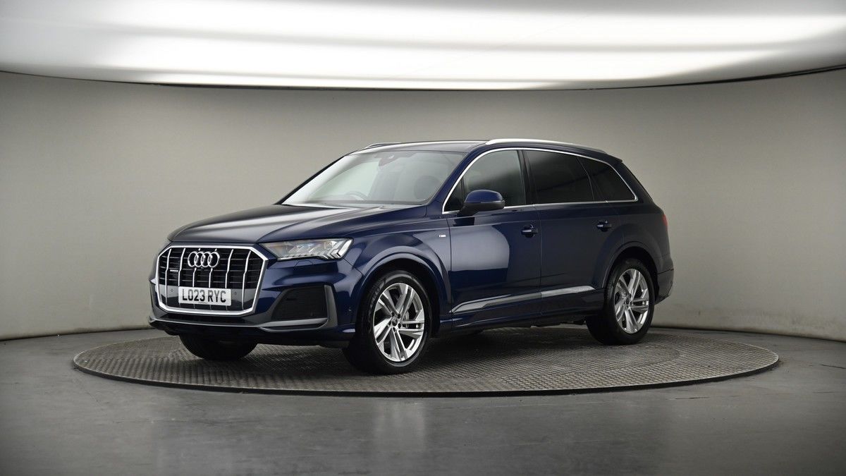 More views of Audi Q7