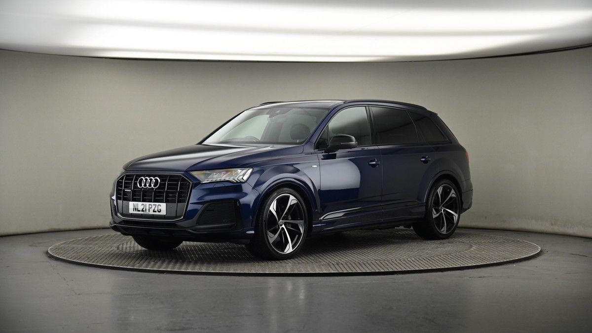 More views of Audi Q7