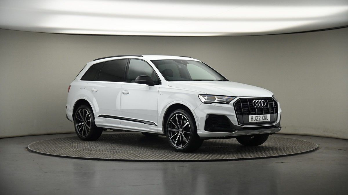 More views of Audi Q7