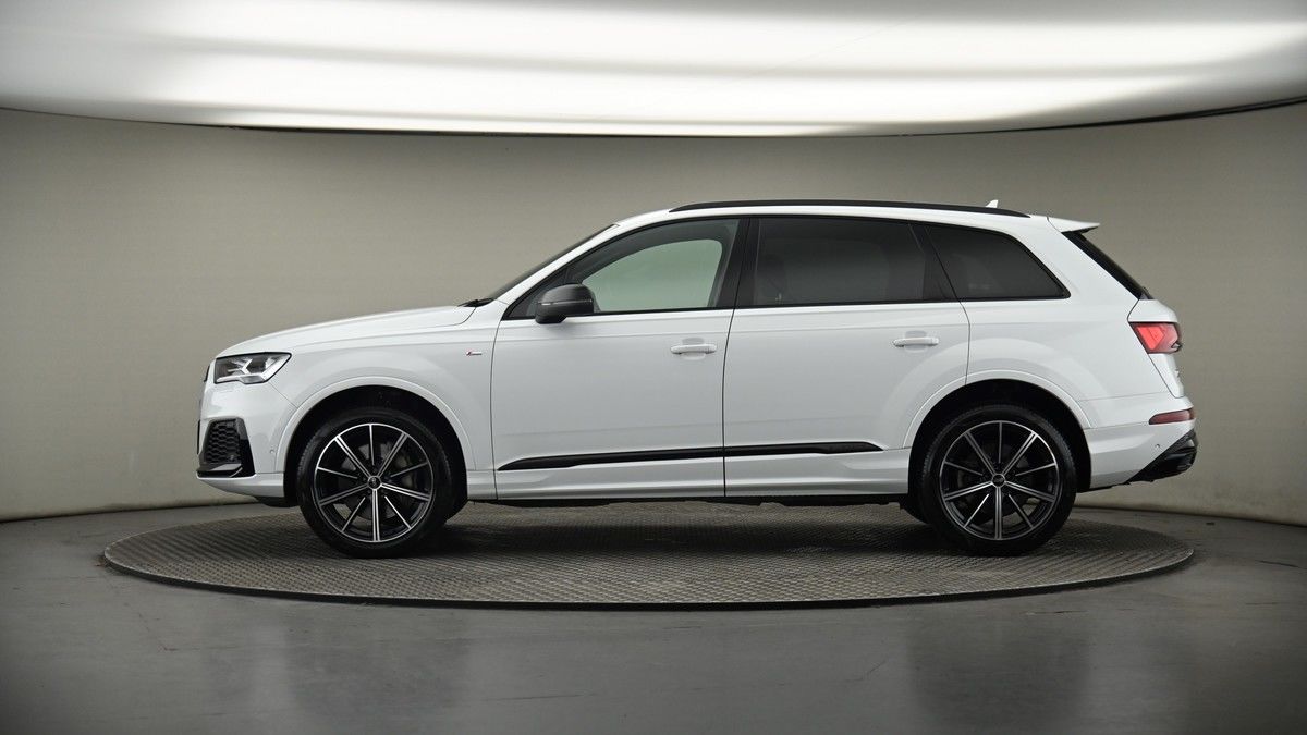 Audi Q7 Image 19