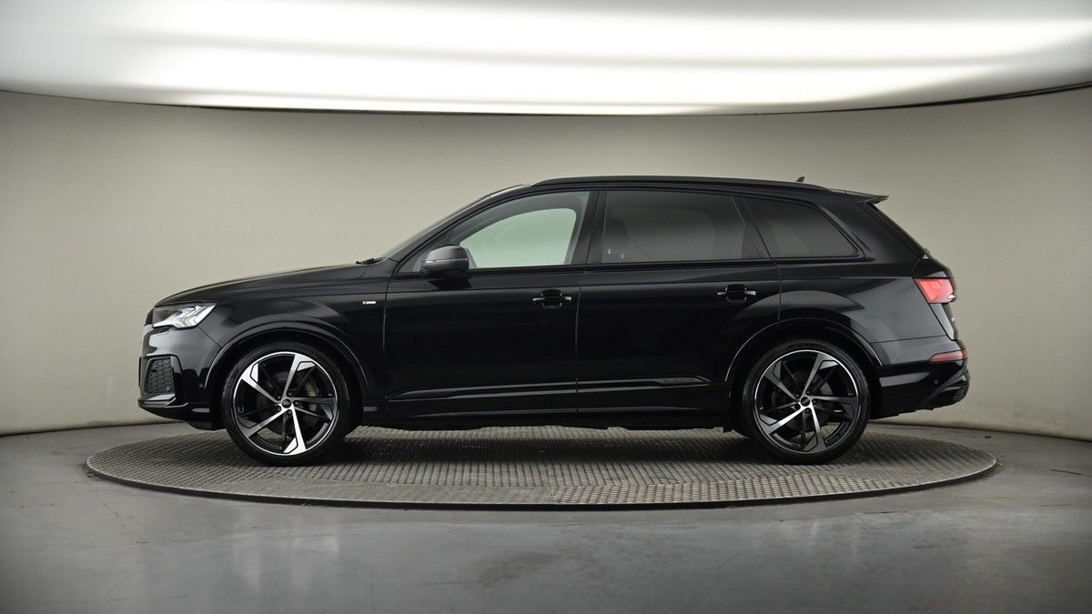 Audi Q7 Image 19