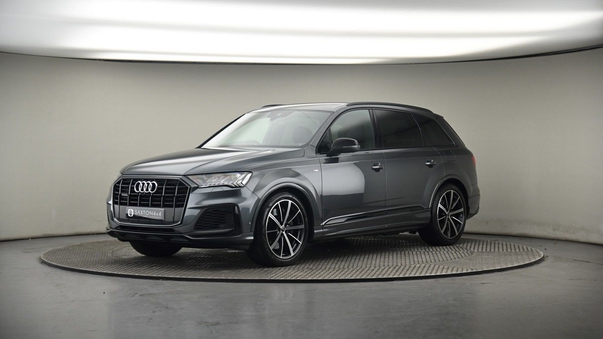 More views of Audi Q7