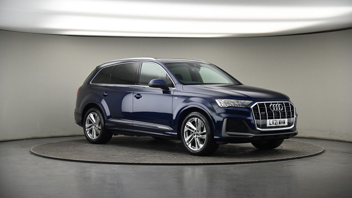 More views of Audi Q7