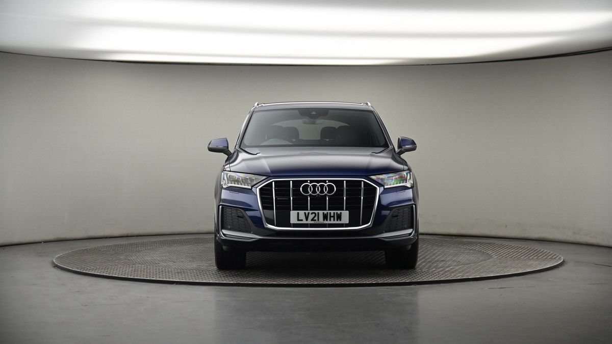 More views of Audi Q7