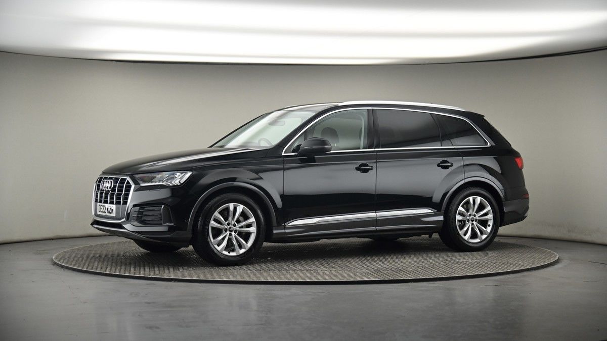 More views of Audi Q7