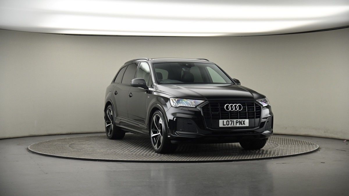 More views of Audi Q7