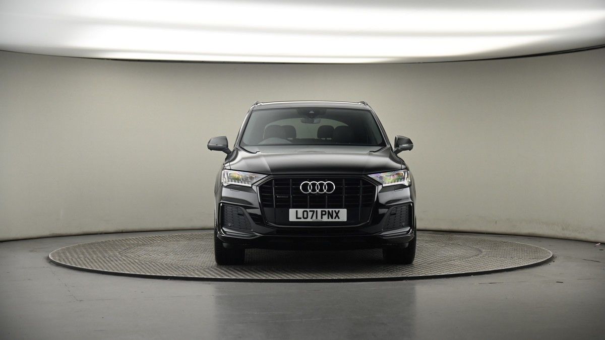 More views of Audi Q7