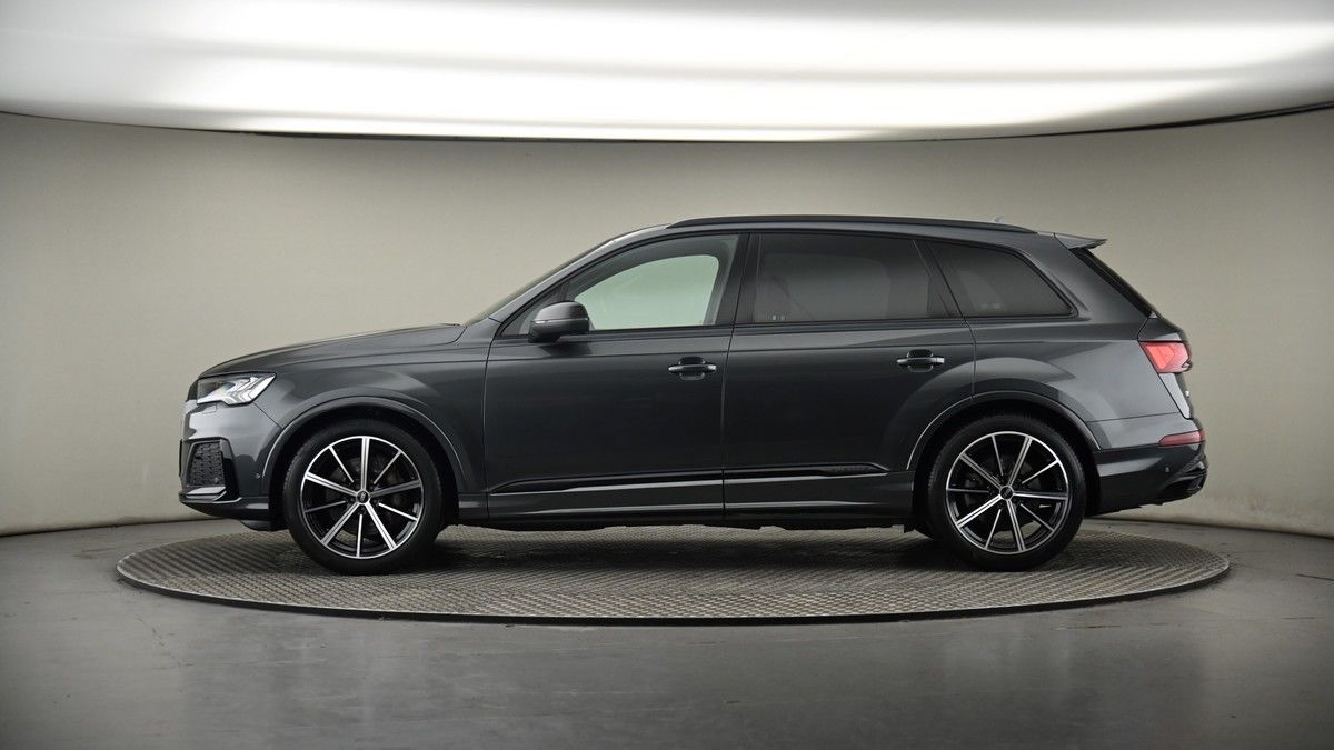 Audi Q7 Image 19