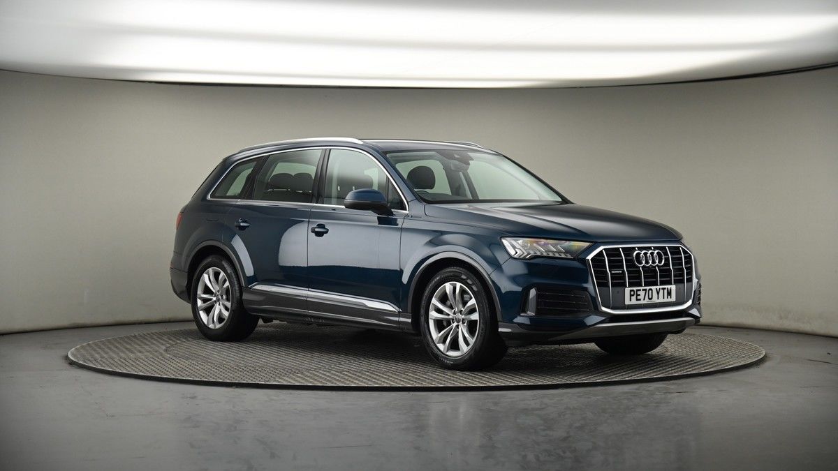 More views of Audi Q7