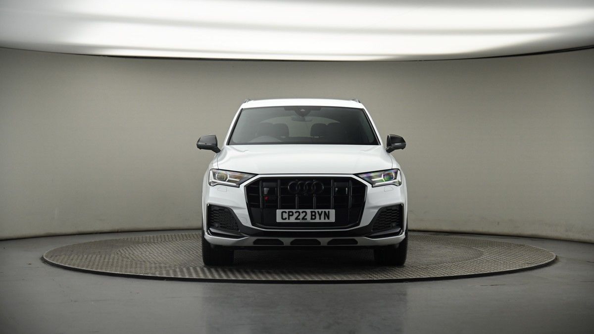 Audi SQ7 Image 18