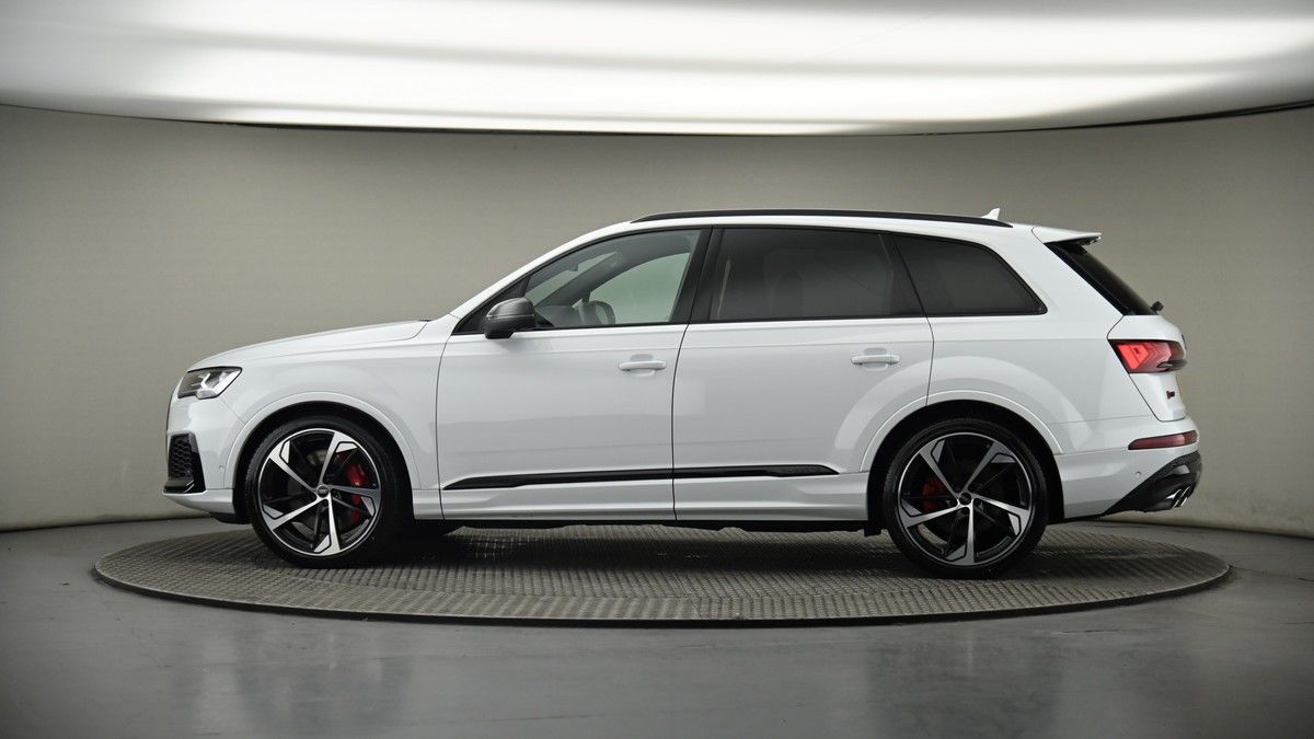 More views of Audi SQ7