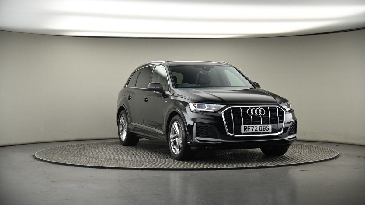 More views of Audi Q7