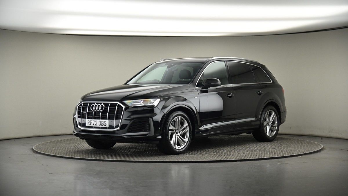 More views of Audi Q7