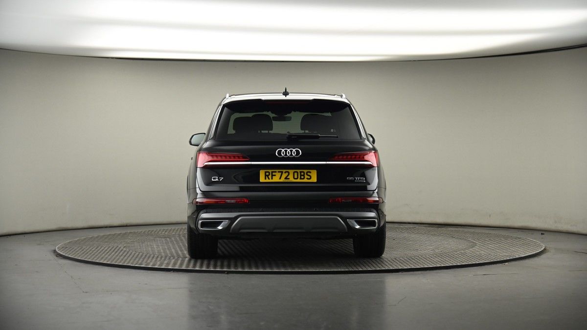 Audi Q7 Image 17