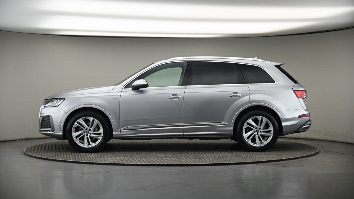 Audi Q7 Image 19