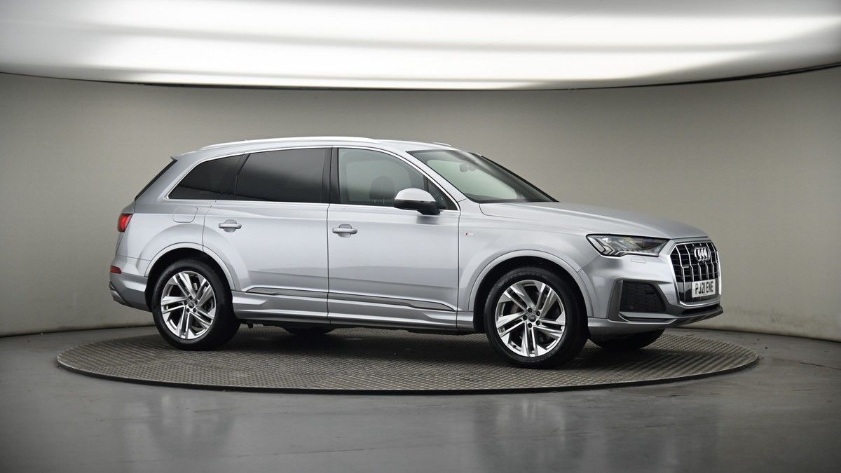 Audi Q7 Image 6