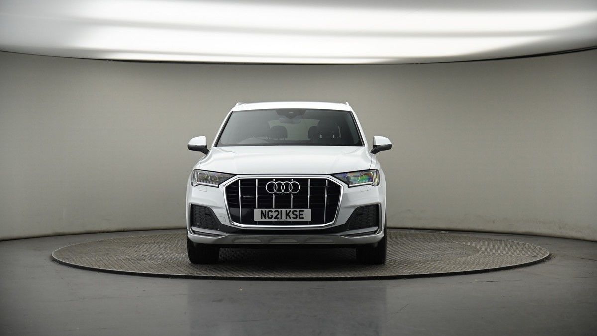 More views of Audi Q7