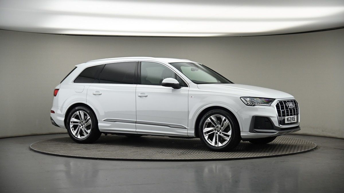 Audi Q7 Image 6