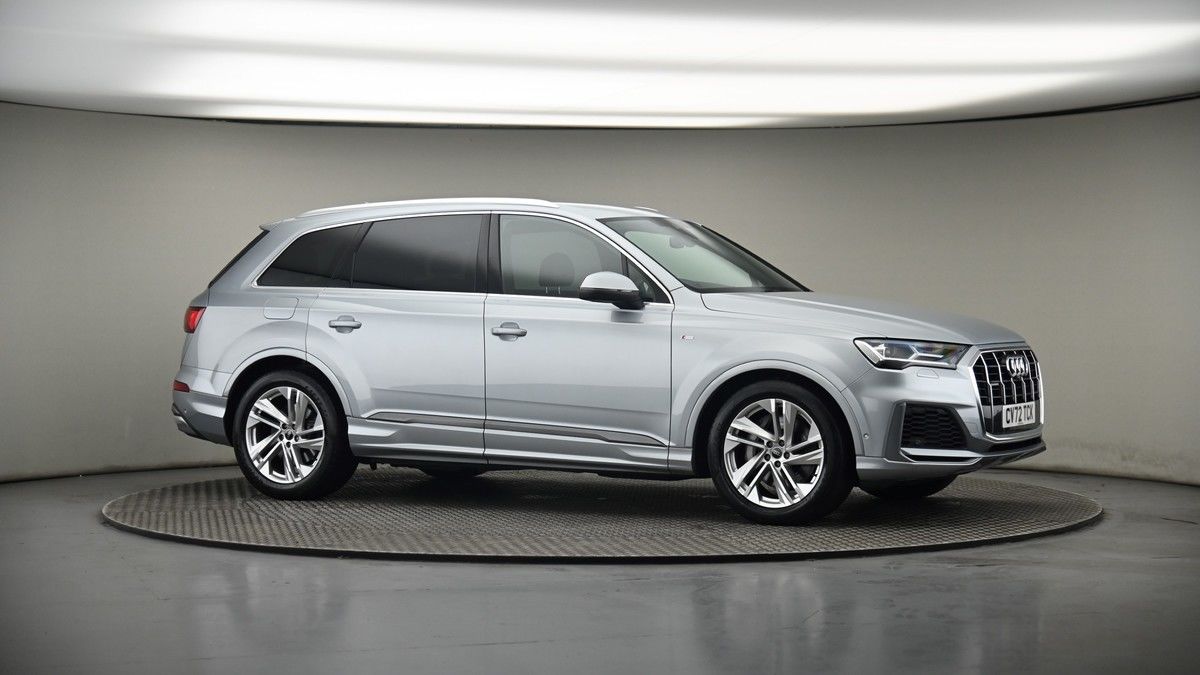 Audi Q7 Image 6