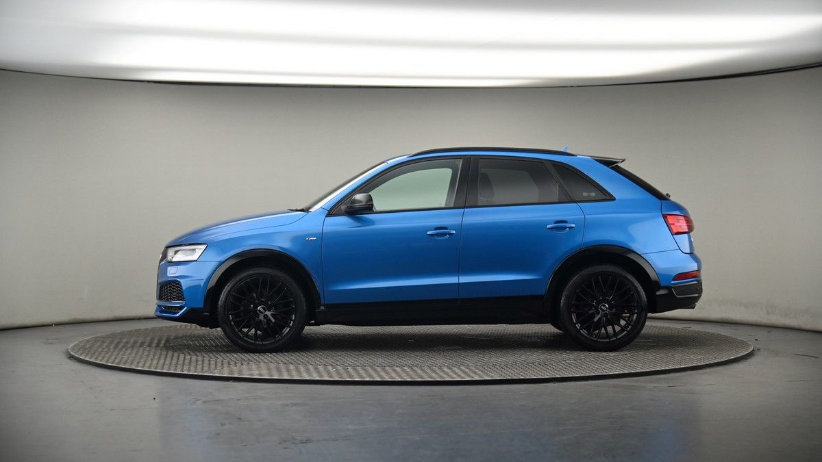 Audi Q3 Image 19