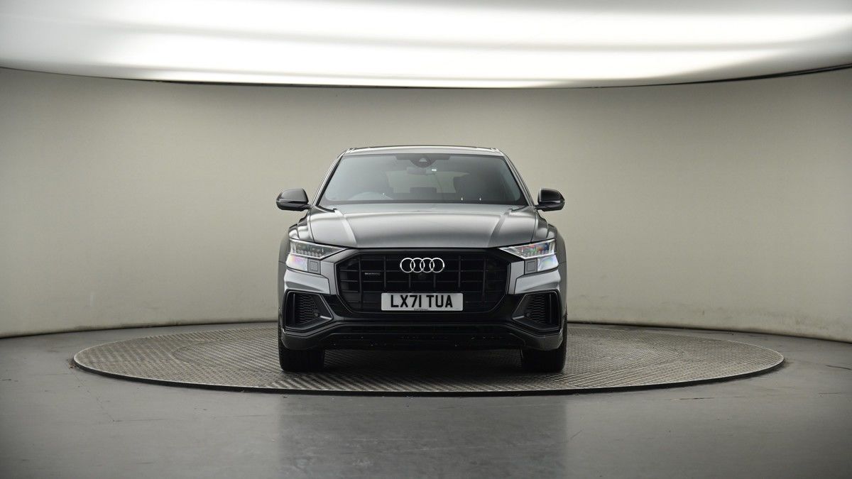 Audi Q8 Image 18