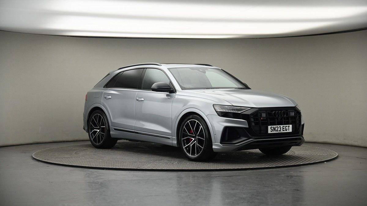 More views of Audi SQ8