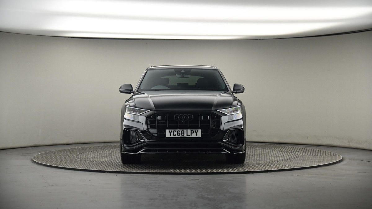 Audi Q8 Image 18