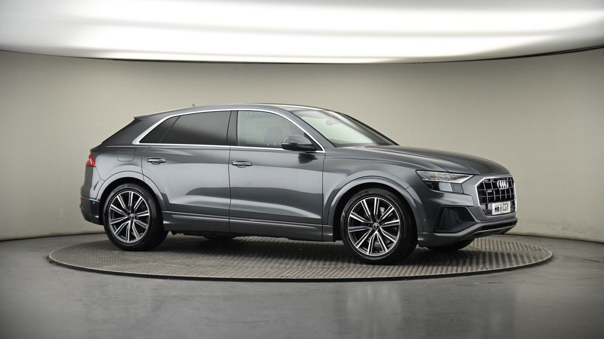 Audi Q8 Image 6