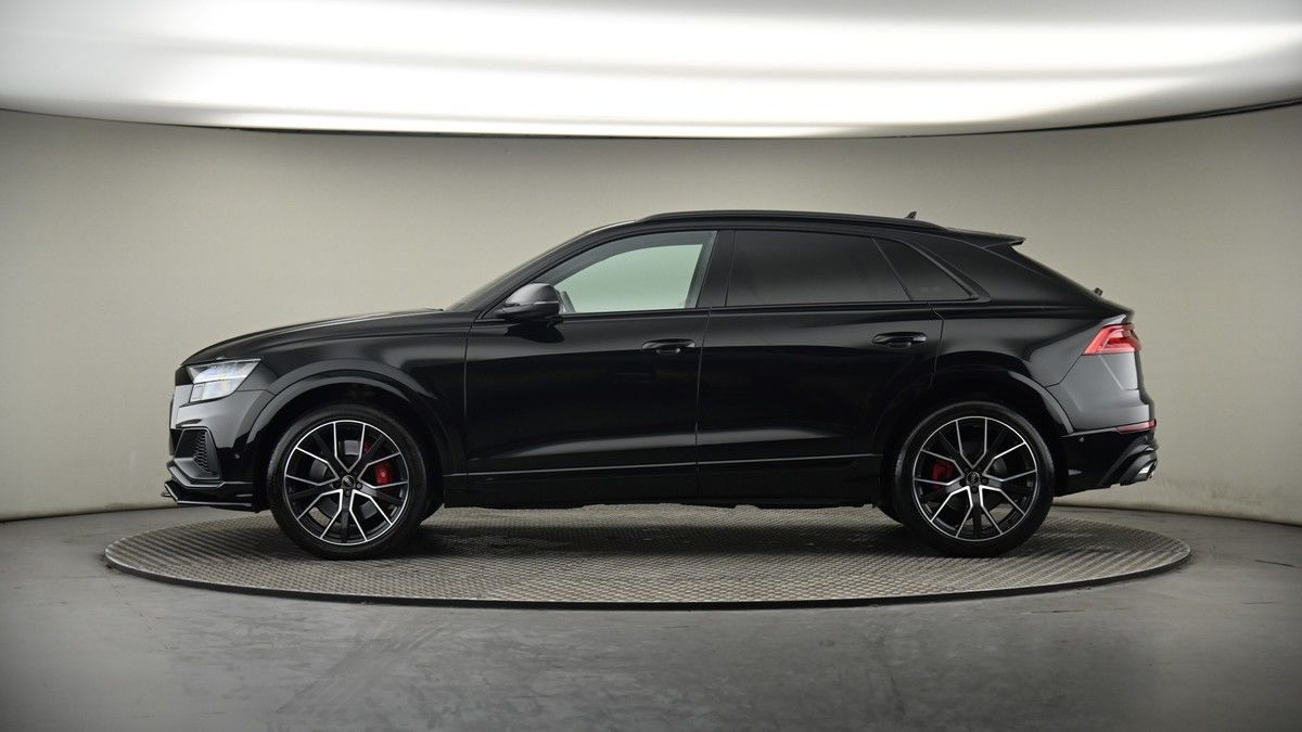 Audi SQ8 Image 19