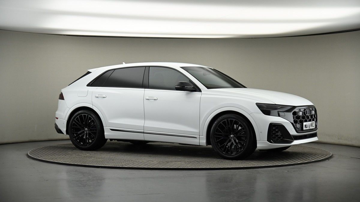 Audi SQ8 Image 10