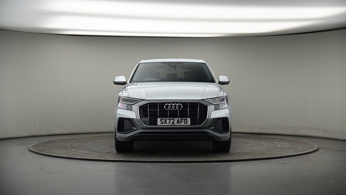 Audi Q8 Image 18