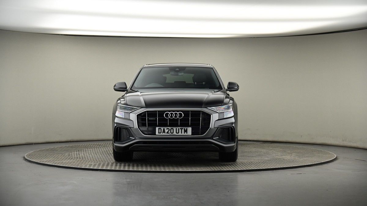 Audi Q8 Image 18