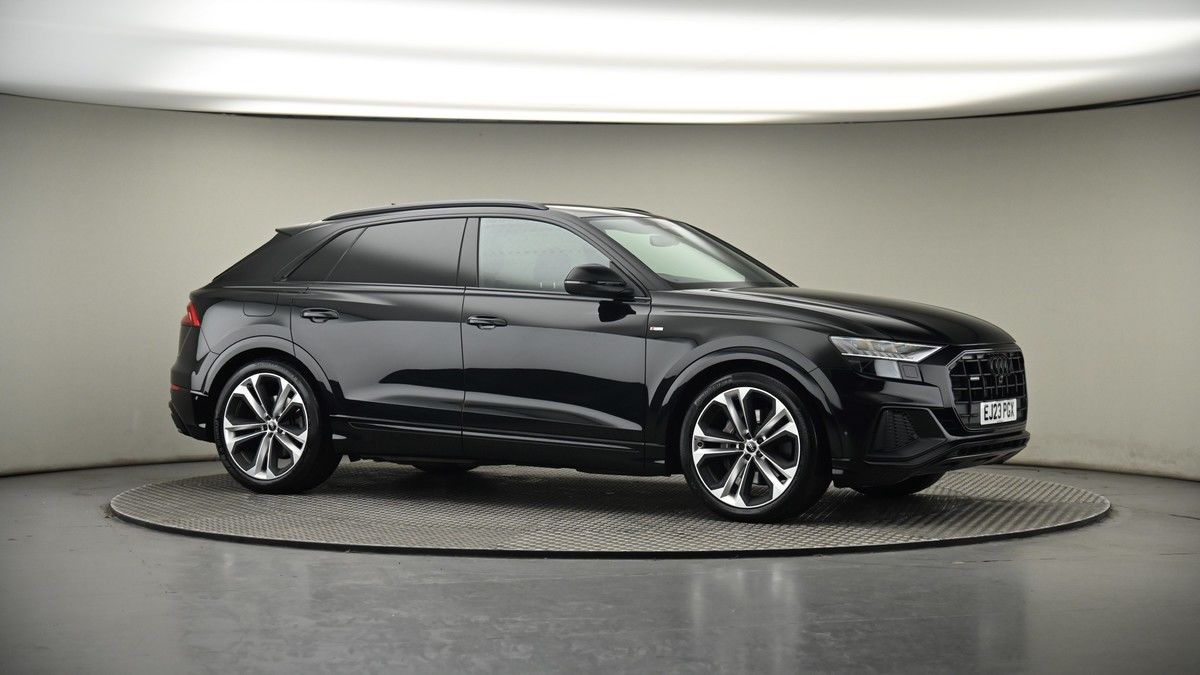 Audi Q8 Image 6