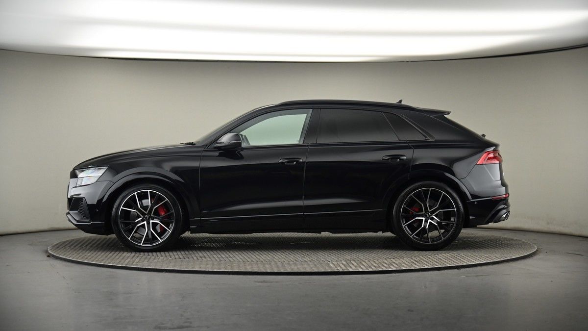 Audi SQ8 Image 19