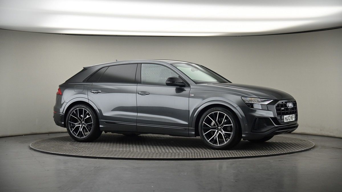 Audi Q8 Image 6