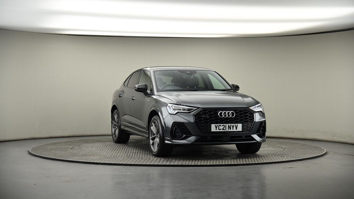 More views of Audi Q3