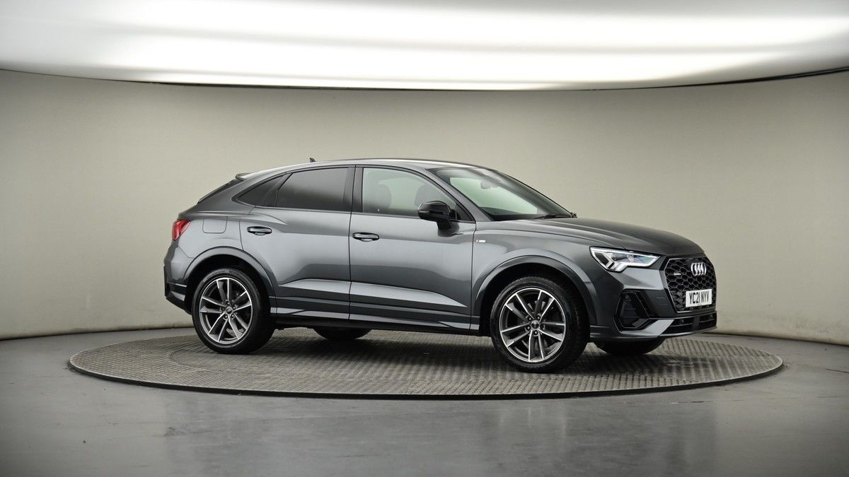 Audi Q3 Image 5