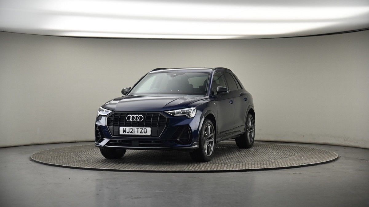 More views of Audi Q3