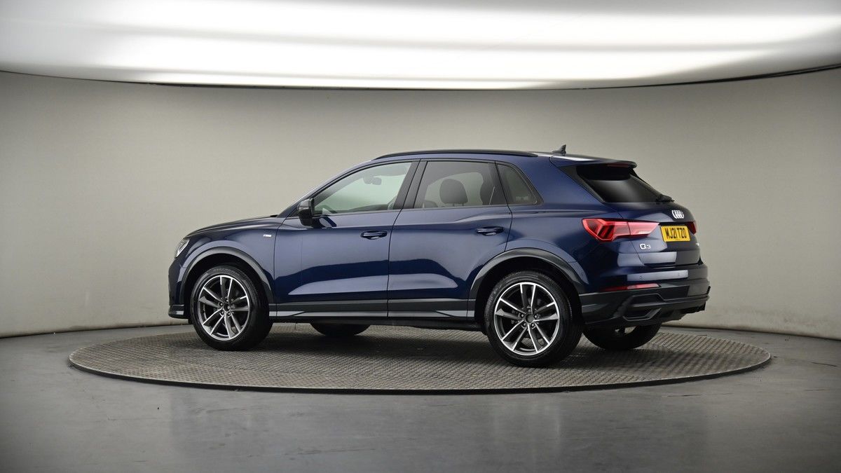 More views of Audi Q3