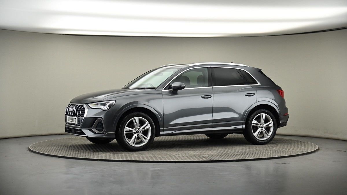 More views of Audi Q3