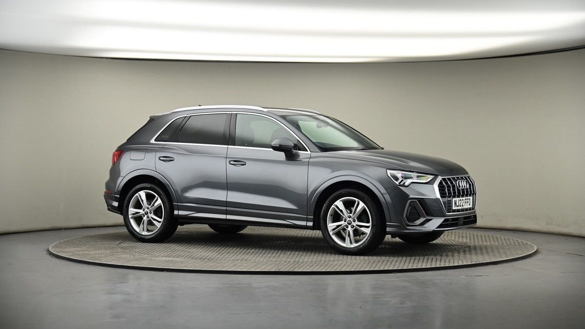 Audi Q3 Image 5