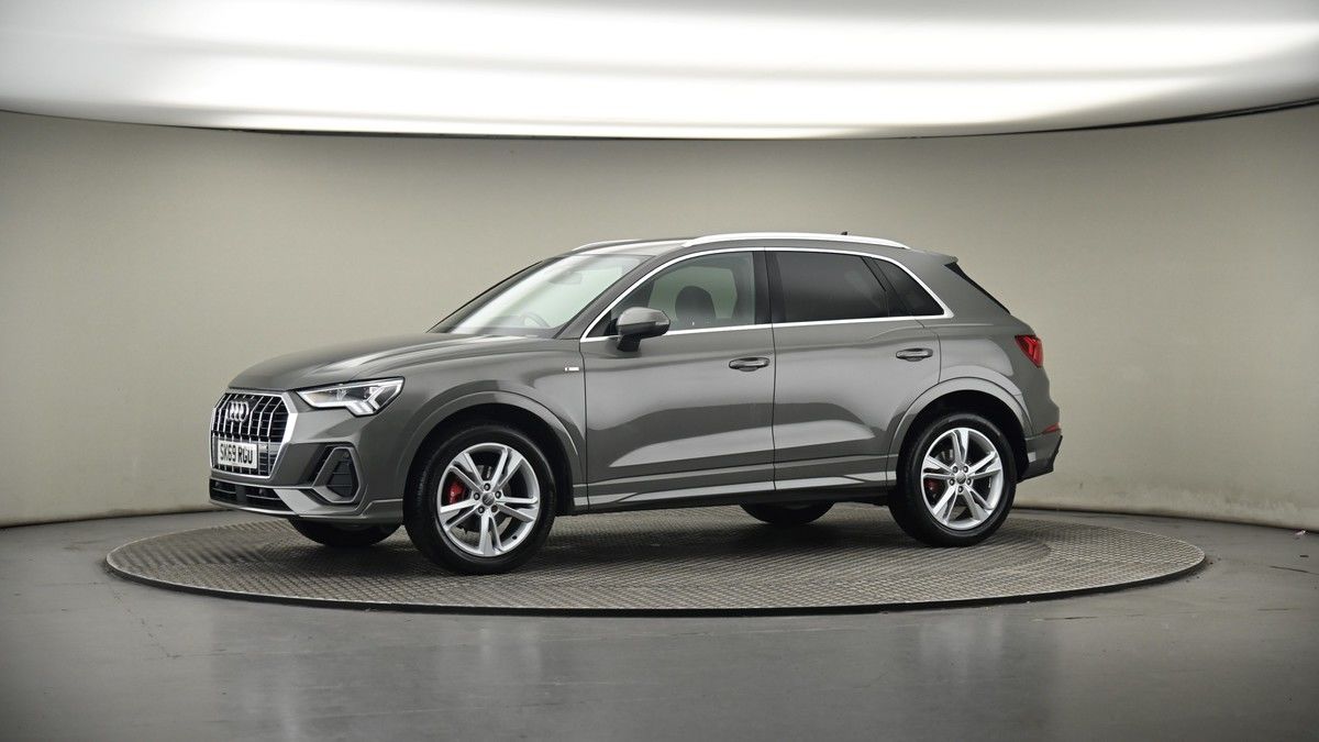 More views of Audi Q3