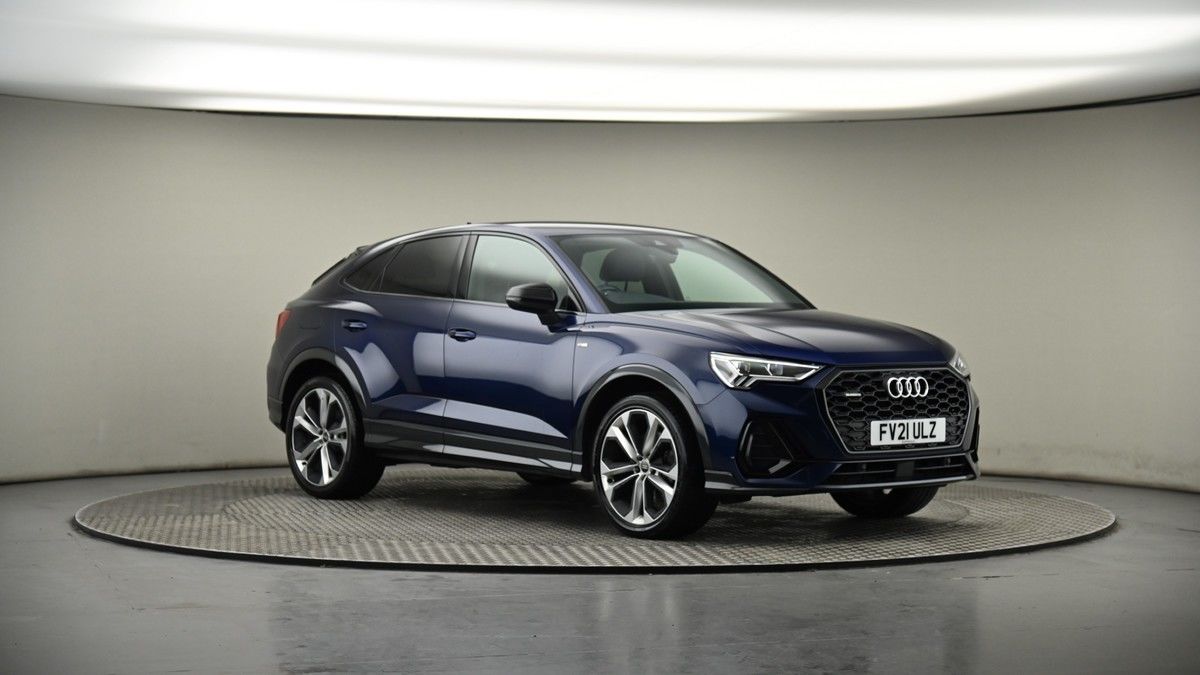 More views of Audi Q3