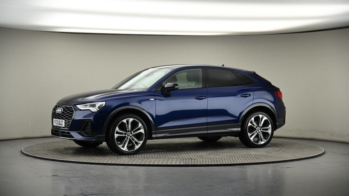 More views of Audi Q3