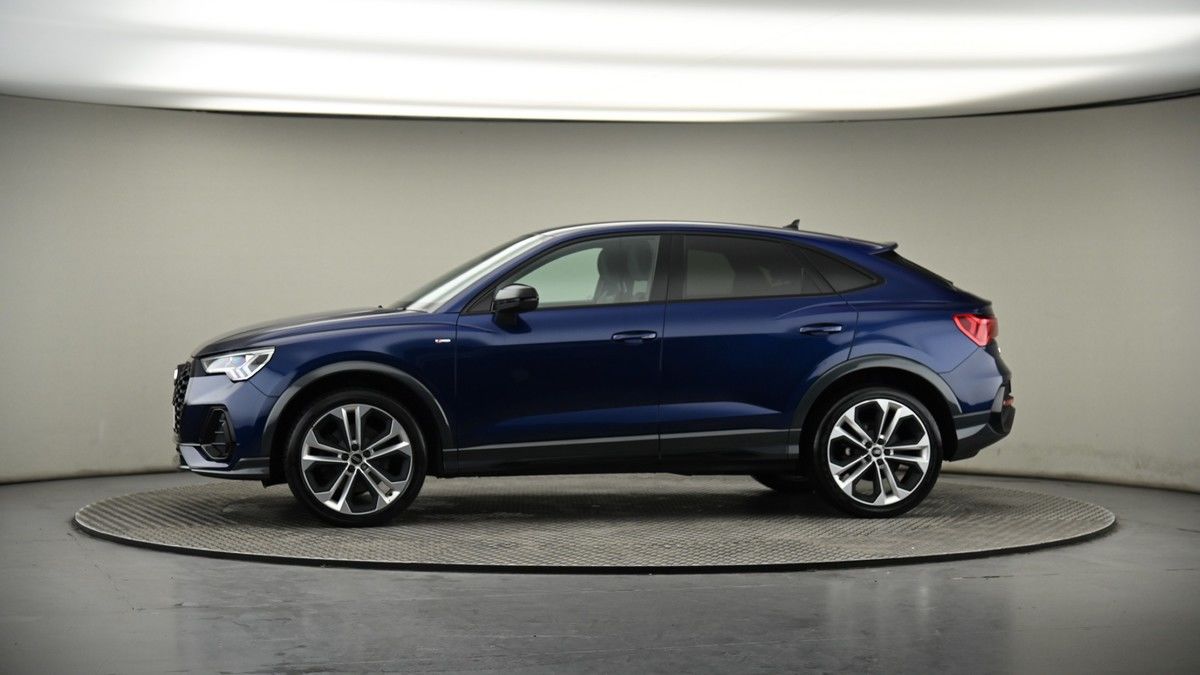 More views of Audi Q3