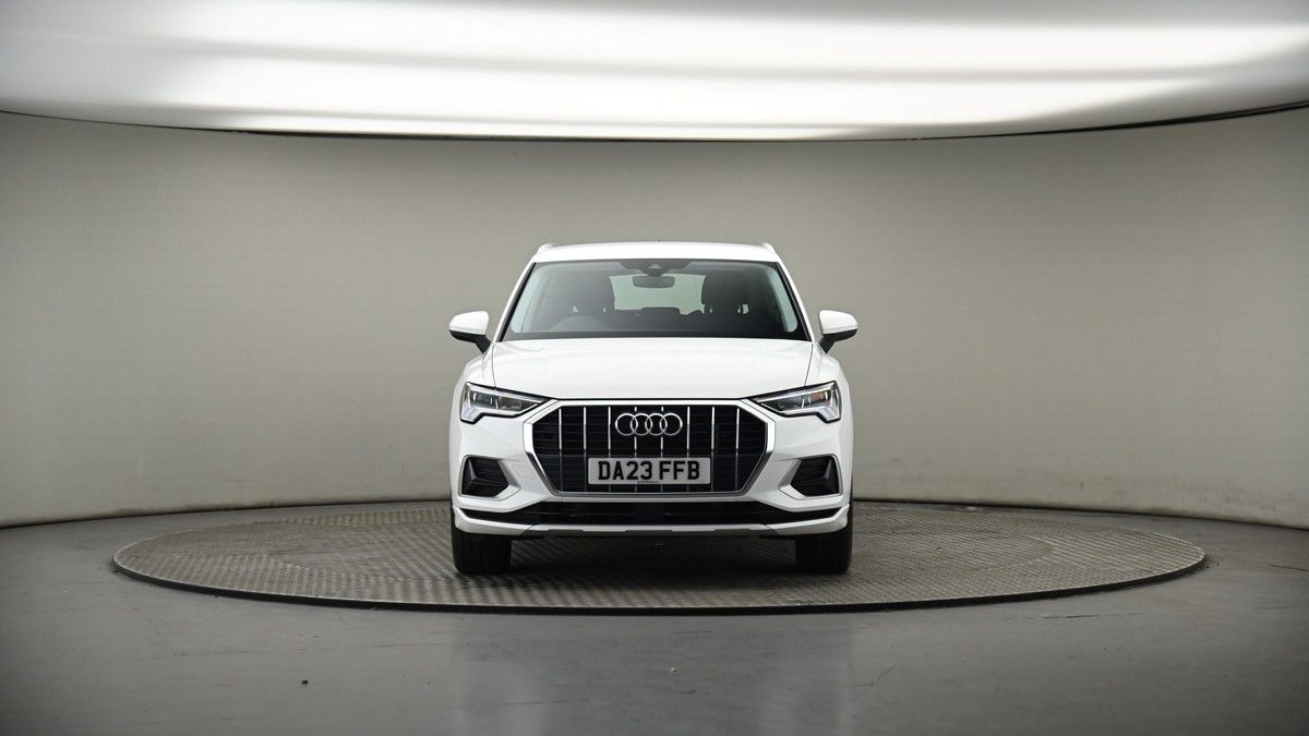 Audi Q3 Image 18