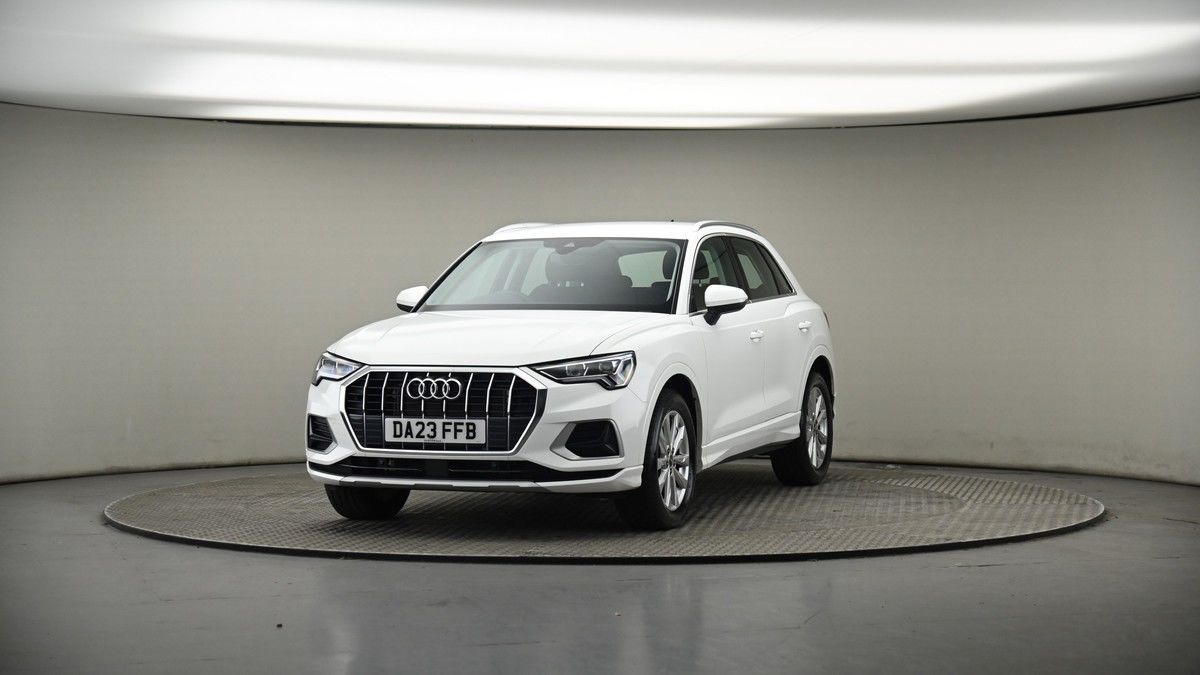 More views of Audi Q3