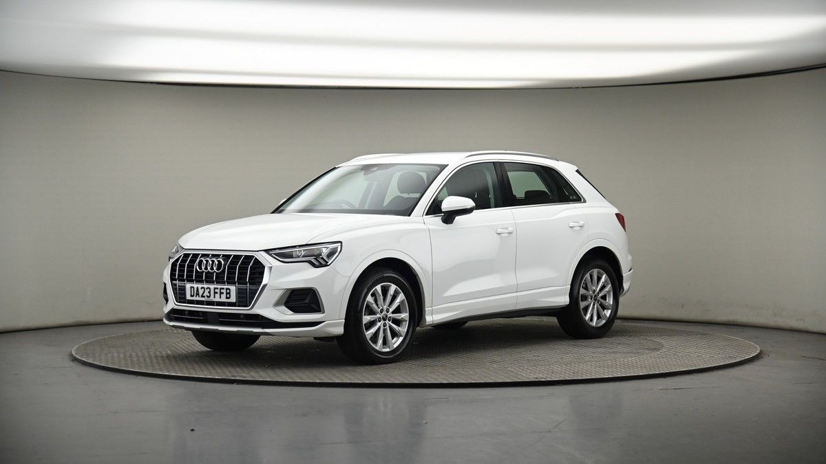 More views of Audi Q3