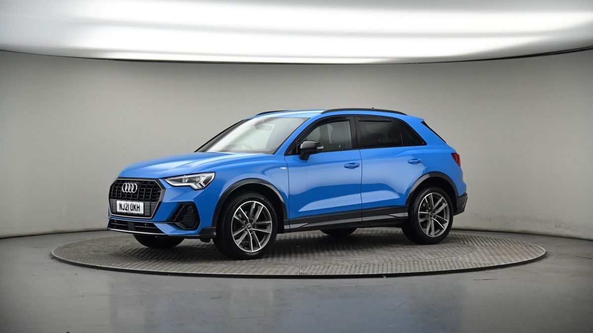 More views of Audi Q3