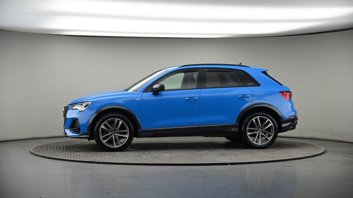 More views of Audi Q3